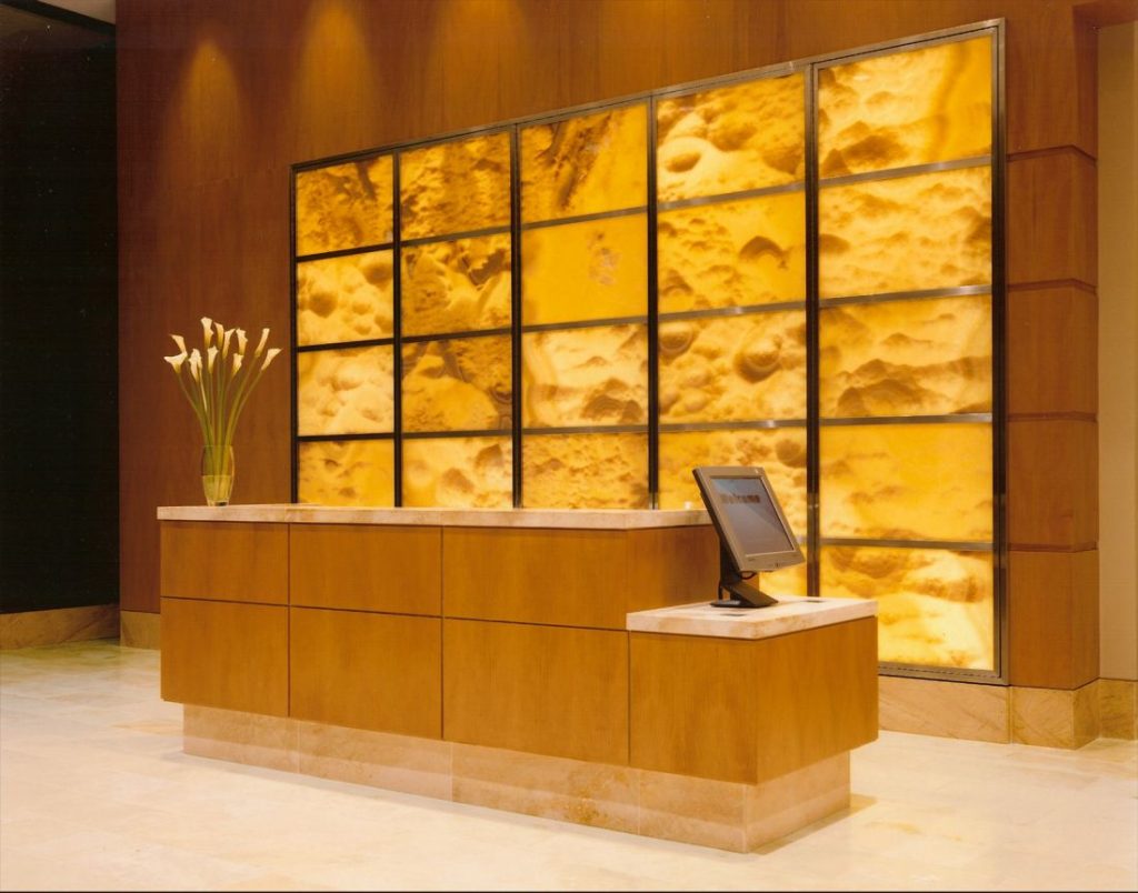 Quầy lễ tân, quầy bar, đảo bếp